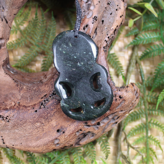 Hei Tiki carved from NZ Serpentine