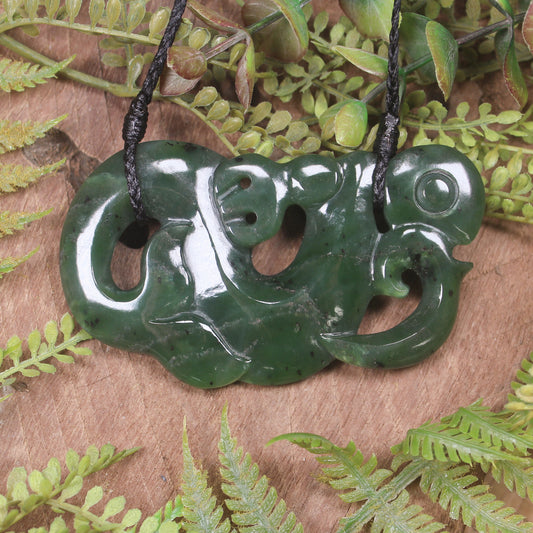Manaia pendant carved from Rimu Pounamu - NZ Greenstone