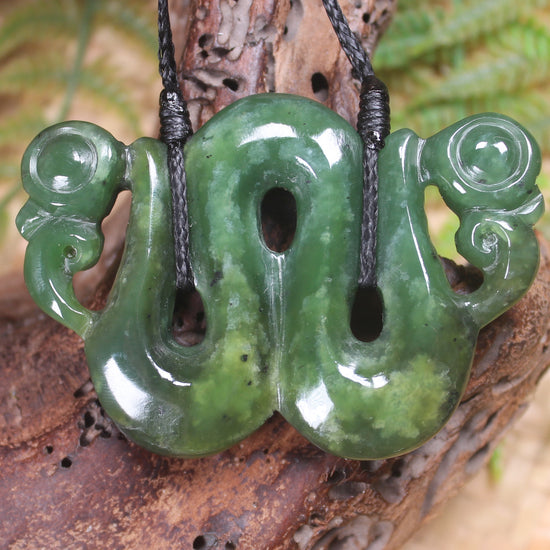 Pekapeka Pendant carved from Hapopo Pounamu - NZ Greenstone
