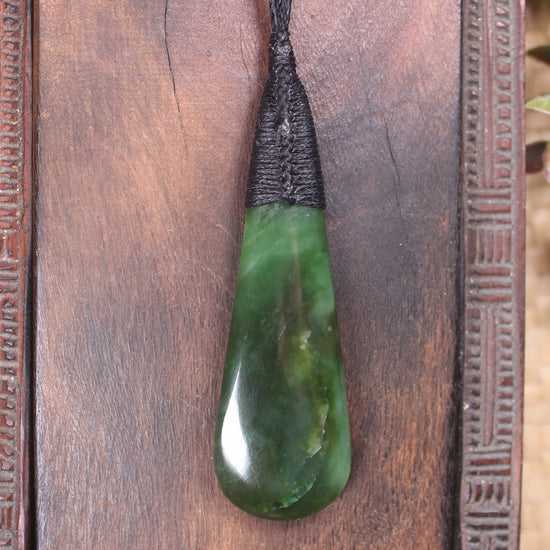 Roimata Teardrop carved from Hapopo Pounamu - NZ Greenstone