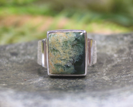 Sterling Silver Flower Jade Pounamu Ring - NZ Greenstone