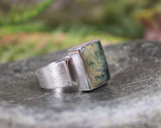 Sterling Silver Flower Jade Pounamu Ring - NZ Greenstone