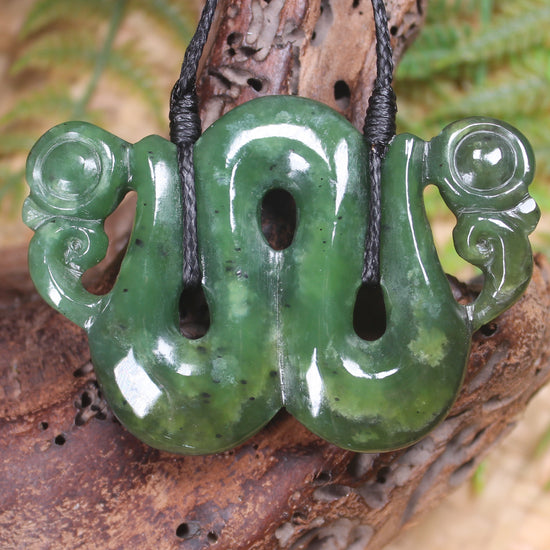 Pekapeka Pendant carved from Hapopo Pounamu - NZ Greenstone