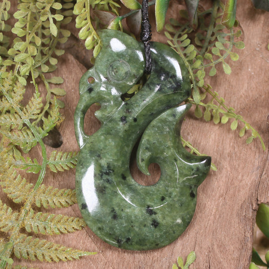 Manaia pendant carved from Rimu Pounamu - NZ Greenstone