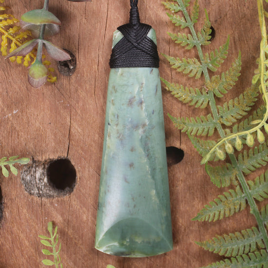 Inanga Pounamu Toki