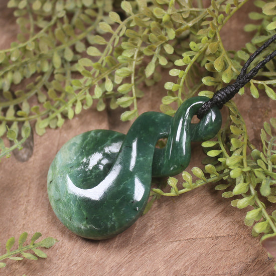 Twist carved from Kawakawa Pounamu - NZ Greenstone