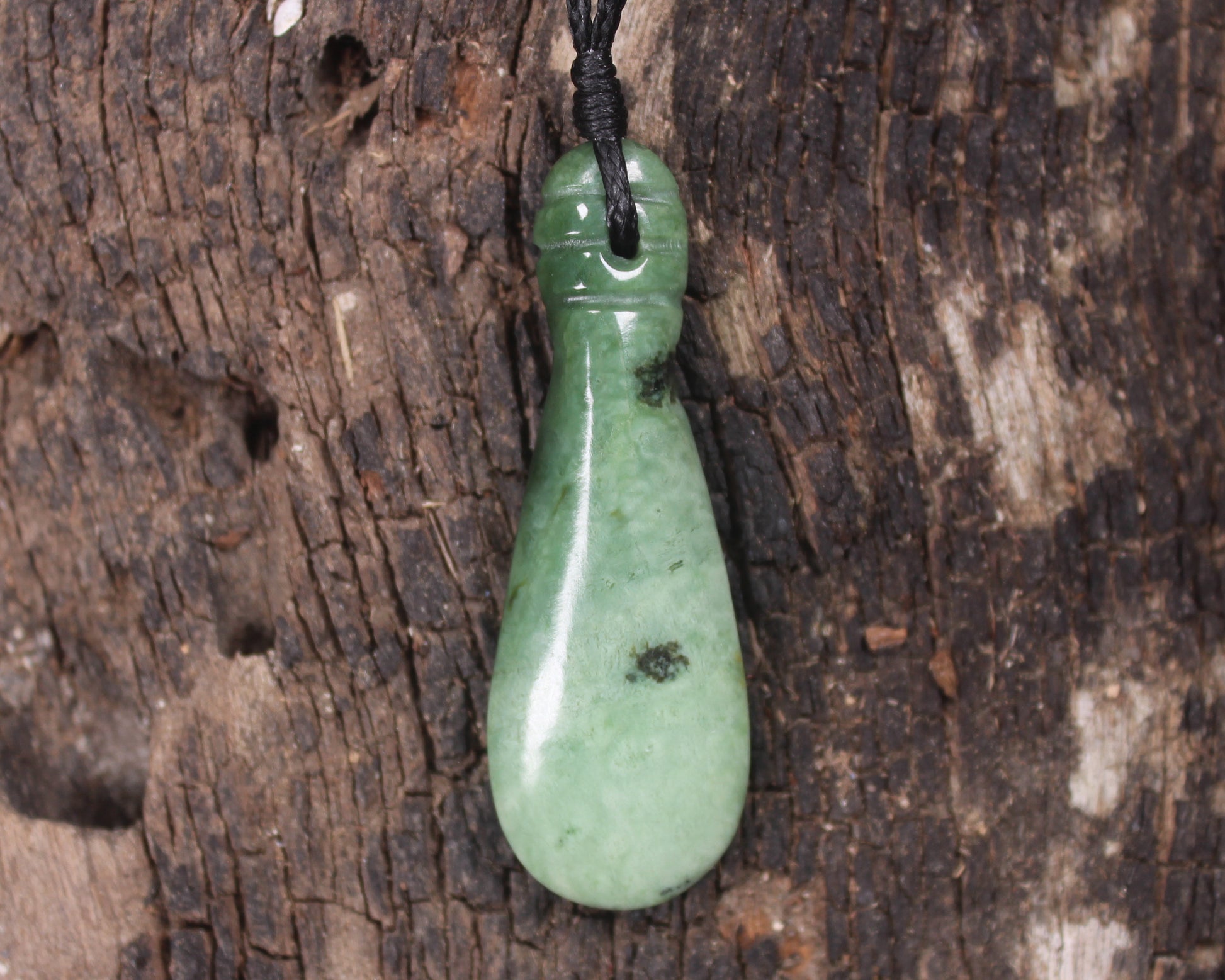 Kawakawa Mere Pendant