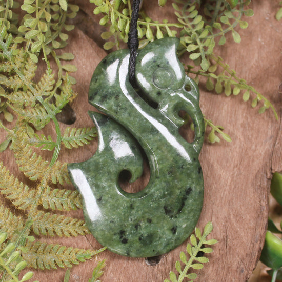 Manaia pendant carved from Rimu Pounamu - NZ Greenstone