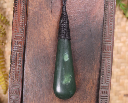 Kawakawa Pounamu Roimata Pendant - NZ Greenstone