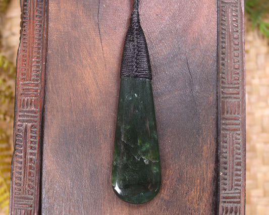 Kawakawa Pounamu Roimata Pendant - NZ Greenstone