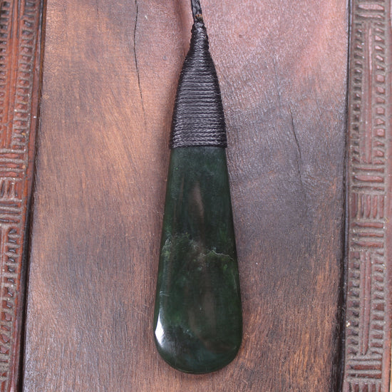Kawakawa Pounamu Roimata Pendant - NZ Greenstone