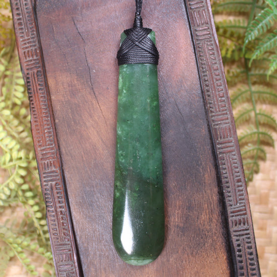Roimata Teardrop carved from Hapopo Pounamu - NZ Greenstone