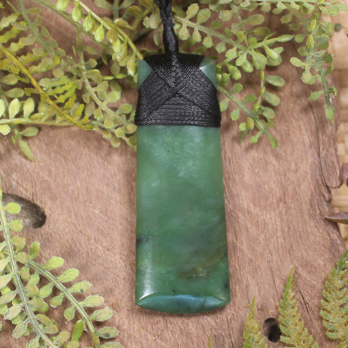 NZ Greenstone Toki Pendant Hapopo Pounamu