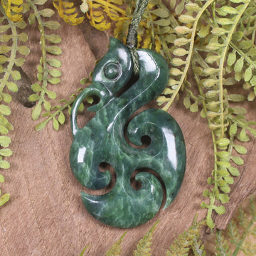 Manaia pendant carved from Kawakawa Pounamu - NZ Greenstone