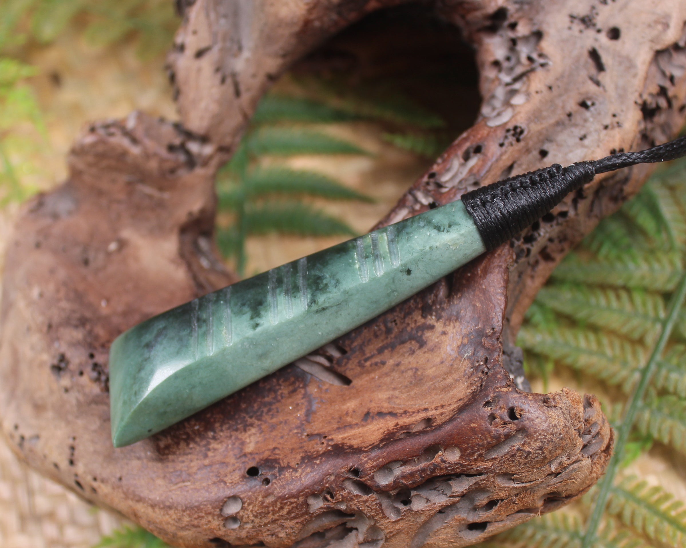 Kawakawa Pounamu Toki
