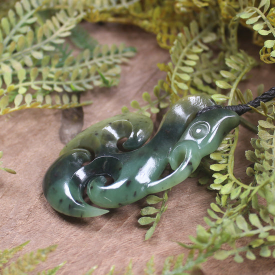 Manaia pendant carved from Rimu Pounamu - NZ Greenstone