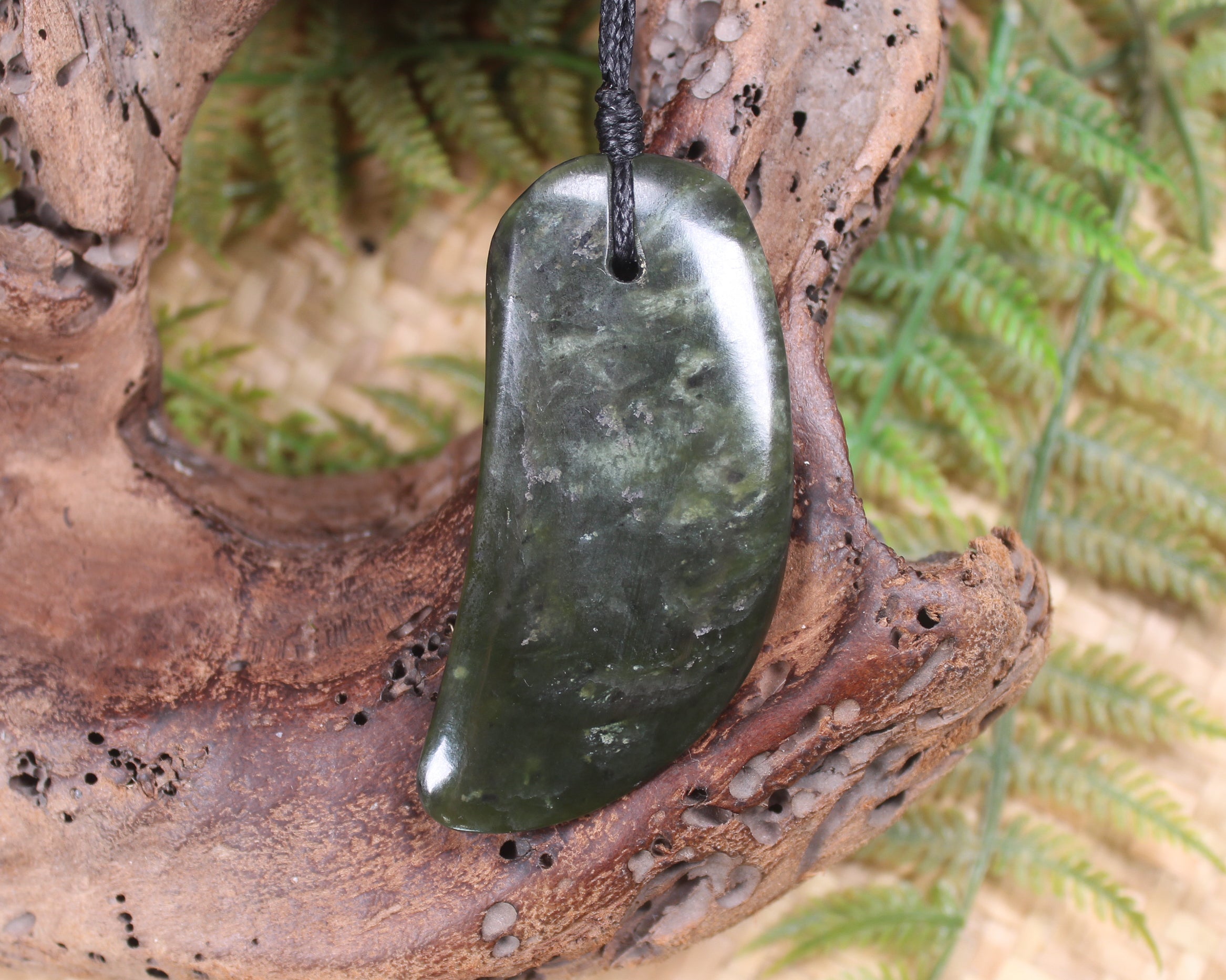 Taniwha Tooth or Niho carved from Rimu Pounamu - NZ Greenstone