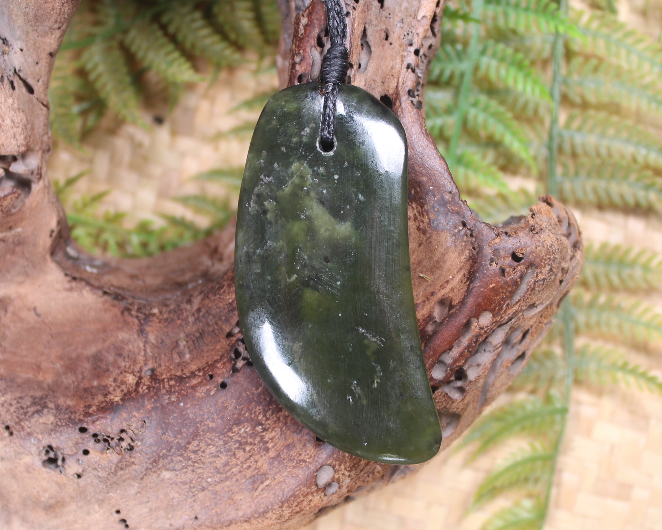 Taniwha Tooth or Niho carved from Rimu Pounamu - NZ Greenstone