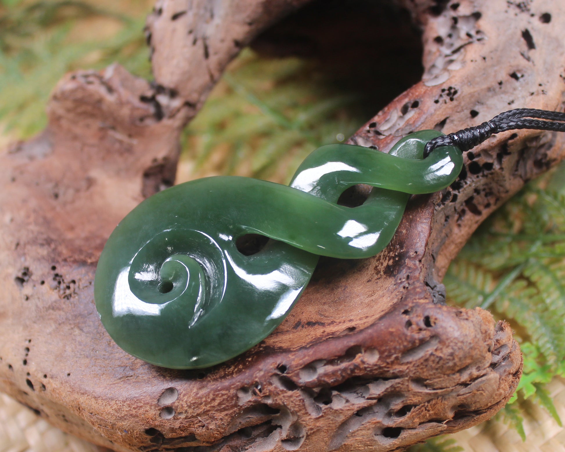 Koru Twist carved from Inanga Pounamu - NZ Greenstone