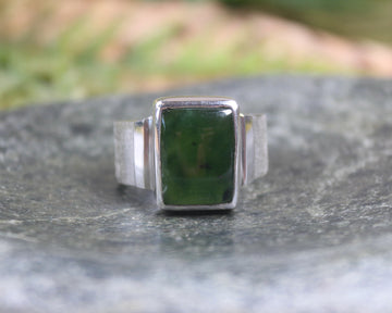 Sterling Silver Rimu Pounamu Ring - NZ Greenstone