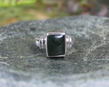 Sterling Silver Kawakawa Pounamu Ring - NZ Greenstone
