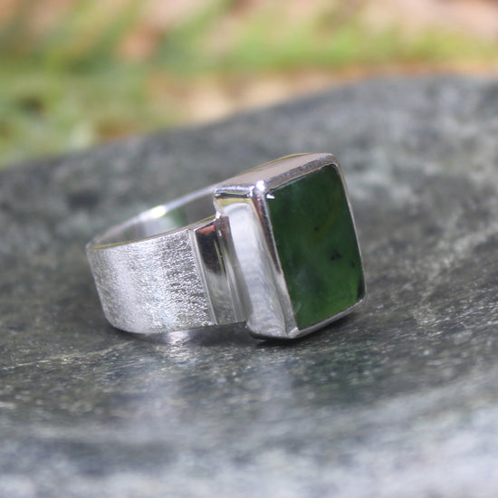 Sterling Silver Rimu Pounamu Ring - NZ Greenstone