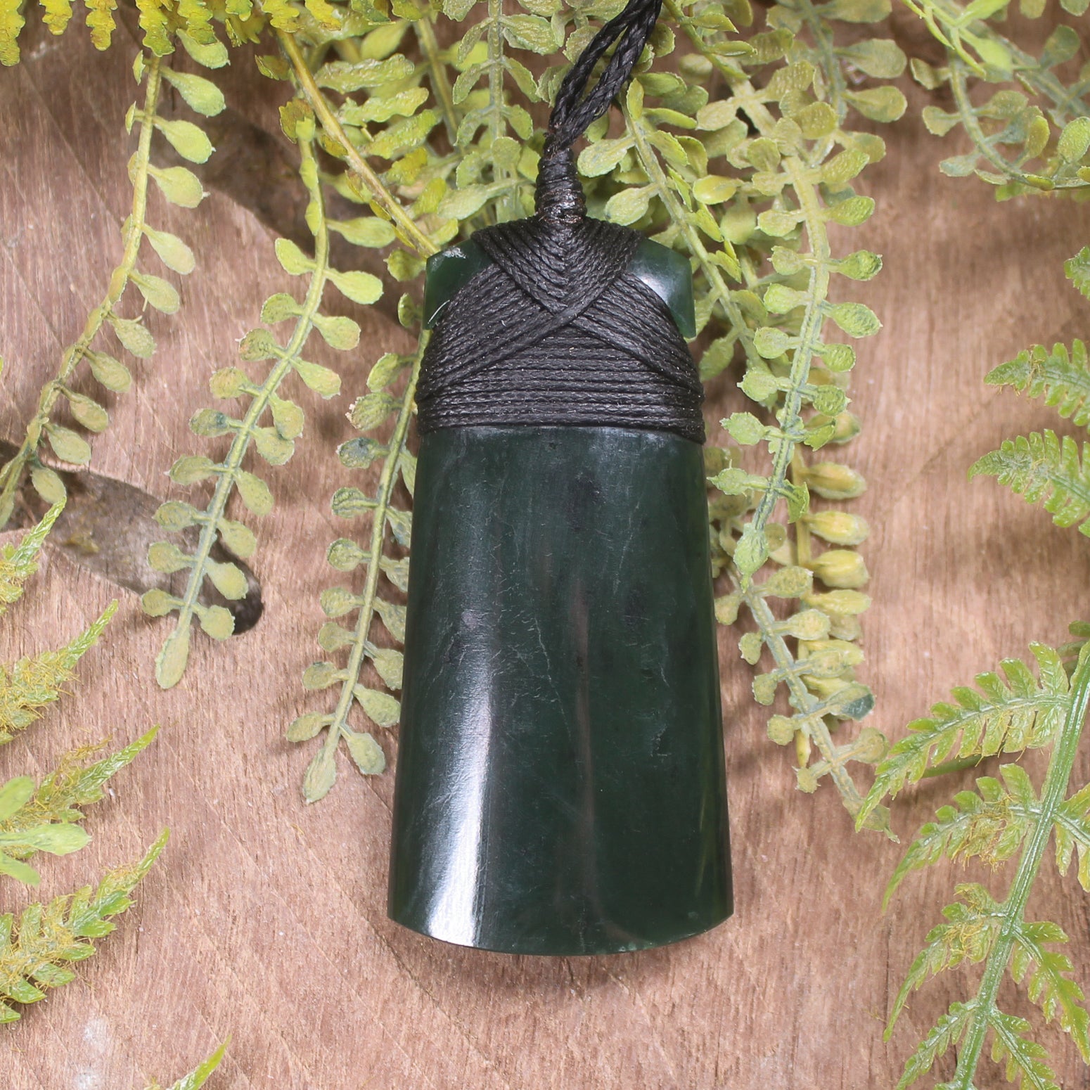 Kawakawa Pounamu Toki