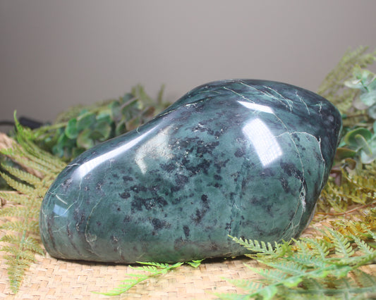 Freeform Serpentine Pounamu Sculpture - NZ Greenstone