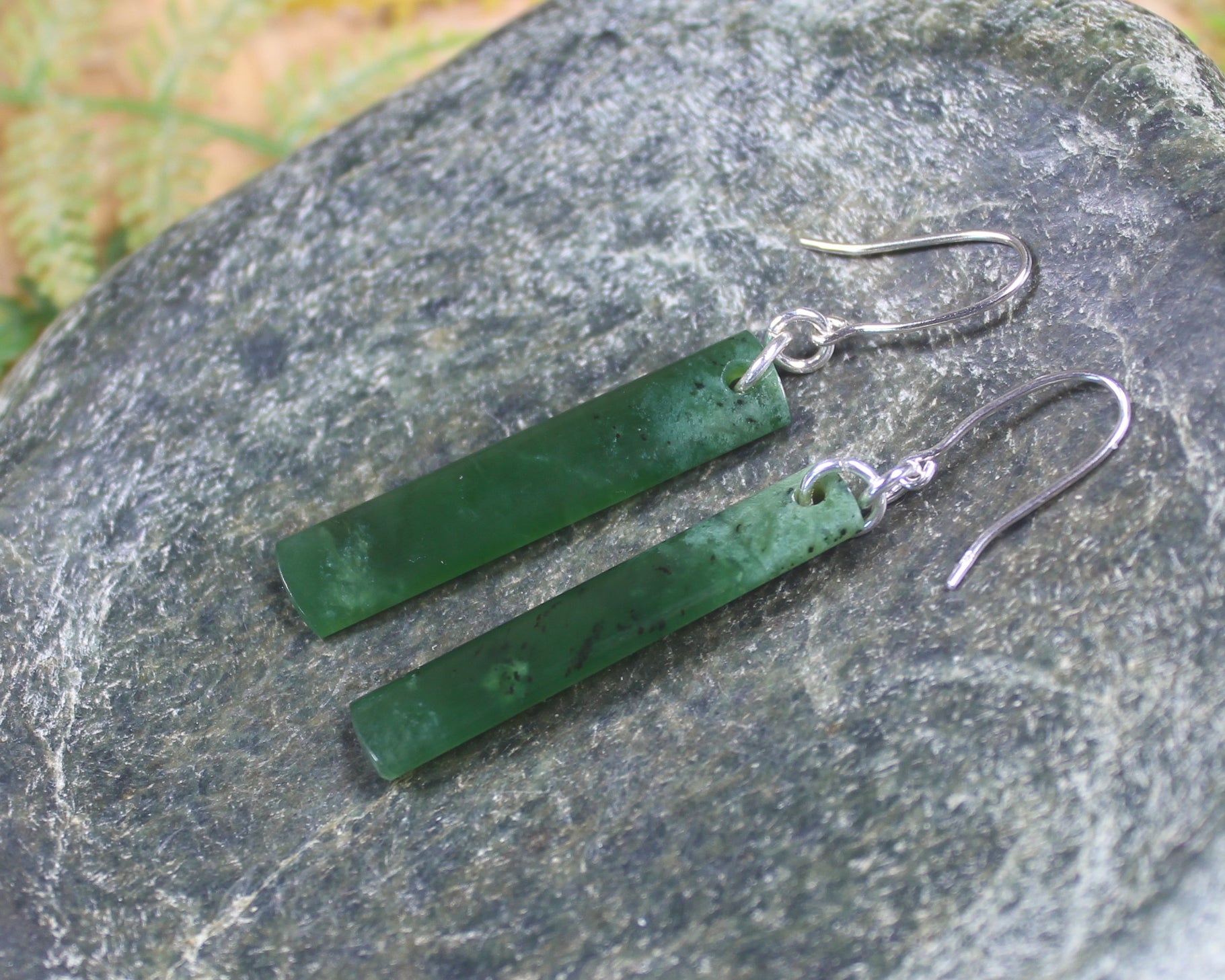 Roimata or Teardrop earrings carved from Kawakawa Pounamu - NZ Greenstone