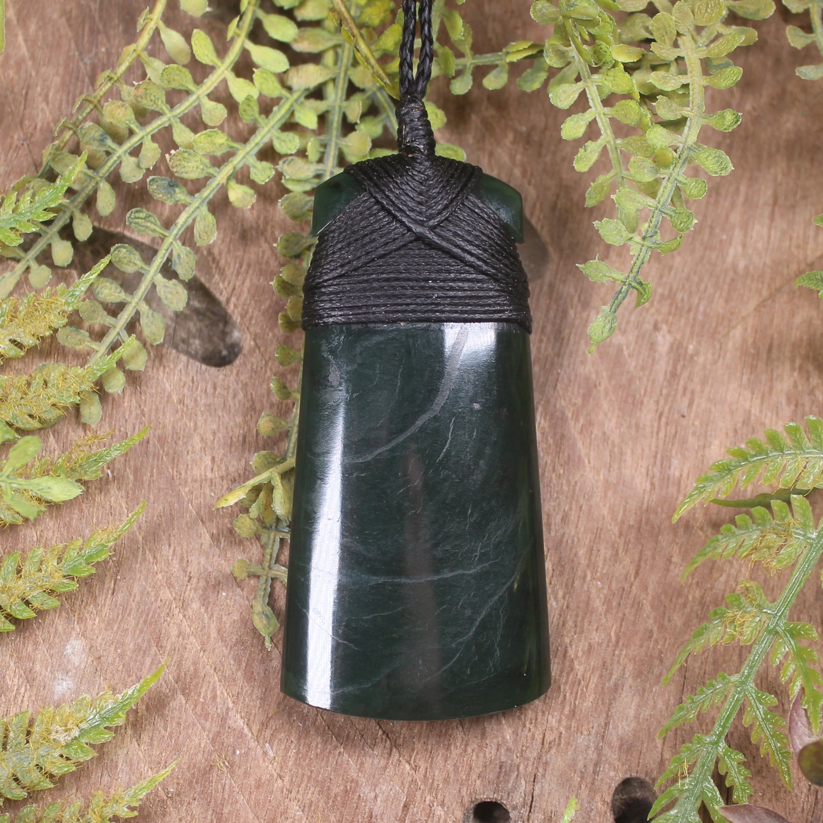 Kawakawa Pounamu Toki