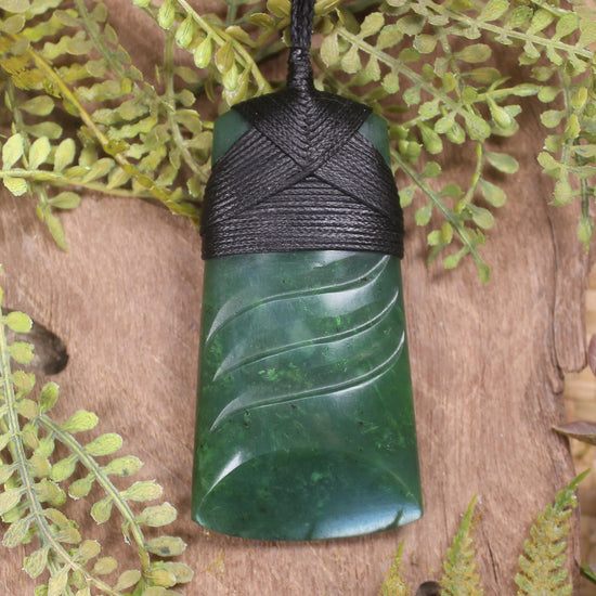 Hapopo Pounamu Toki 