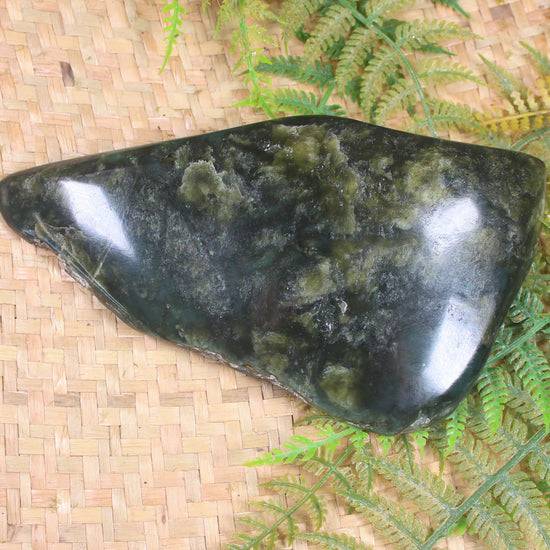 Freeform Kawakawa Pounamu Sculpture