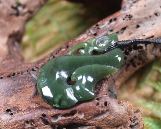 Manaia carved from Inanga Pounamu - NZ Greenstone
