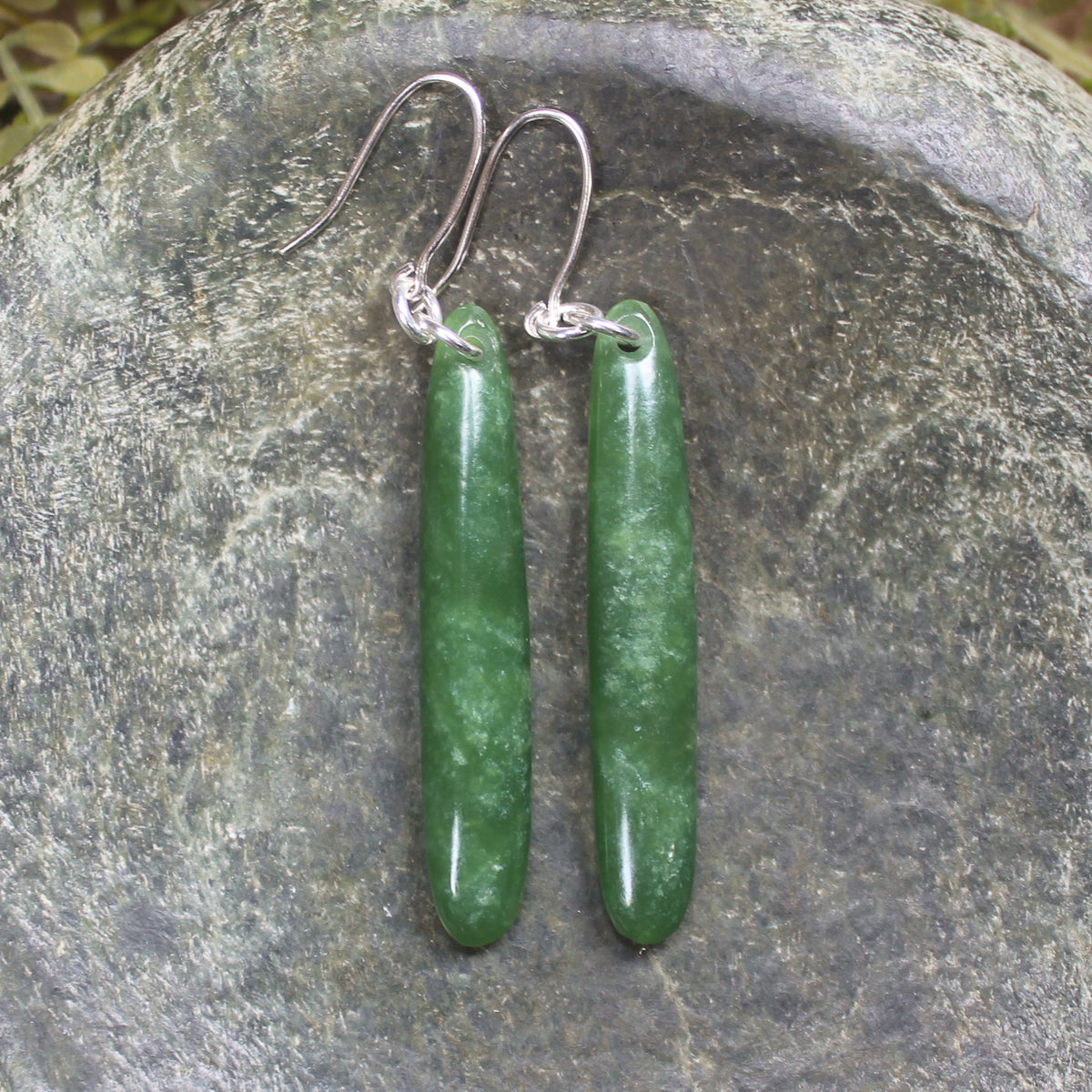 Roimata or Teardrop earrings carved from Kawakawa Pounamu - NZ Greenstone