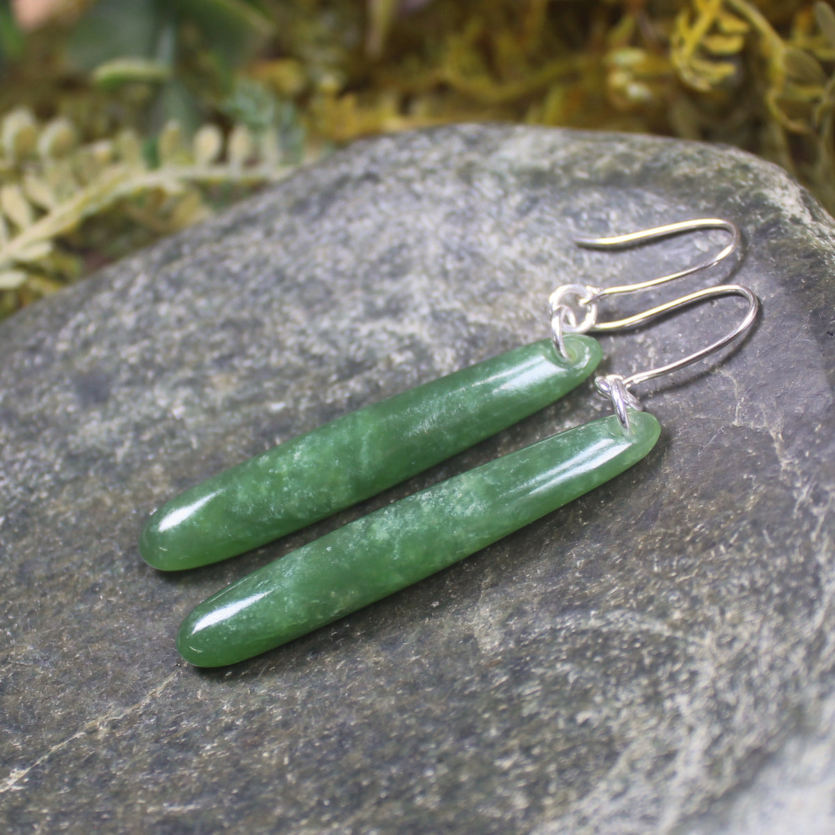 Roimata or Teardrop earrings carved from Kawakawa Pounamu - NZ Greenstone