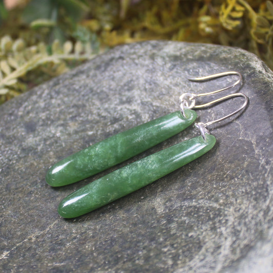 Roimata or Teardrop earrings carved from Kawakawa Pounamu - NZ Greenstone