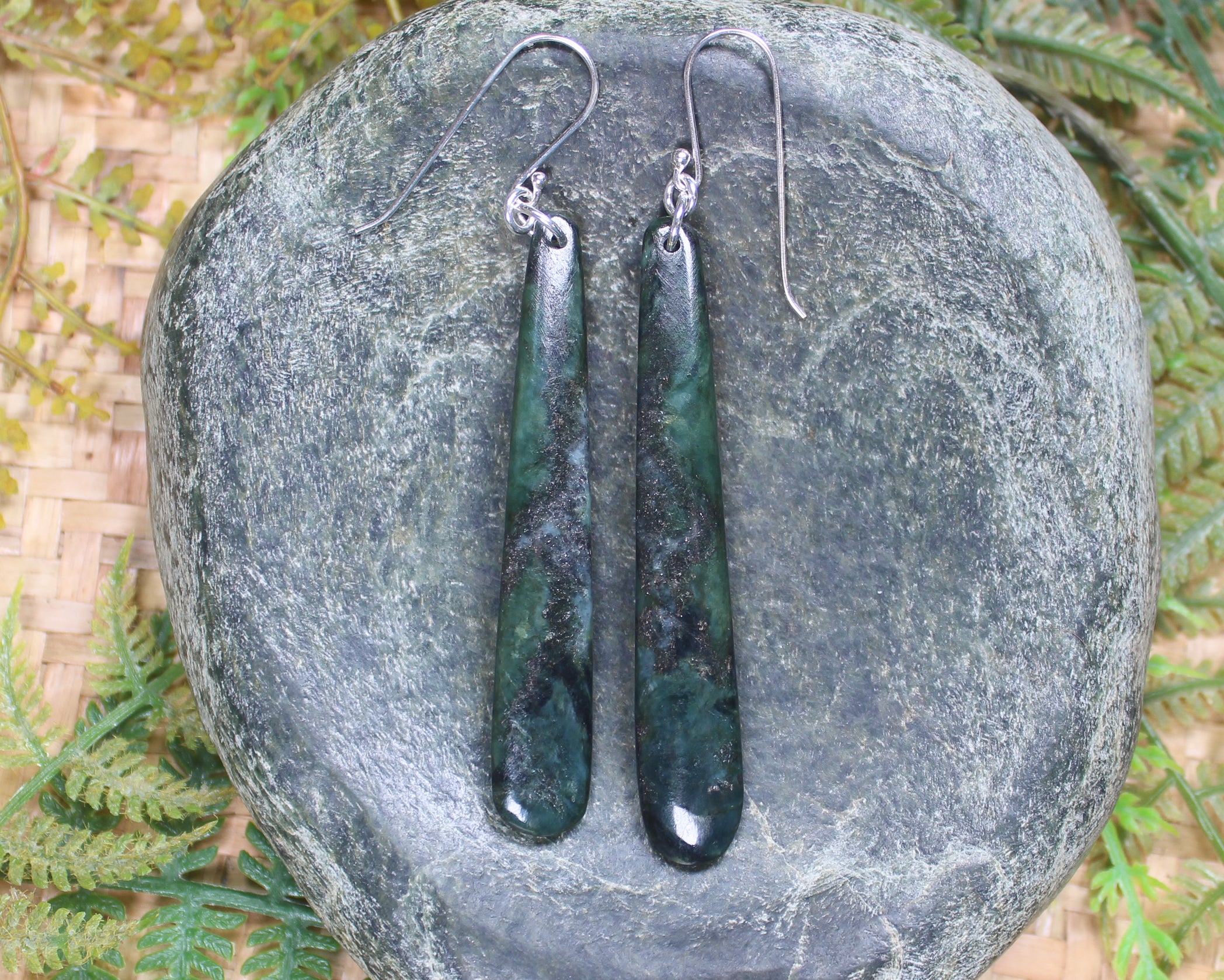 Roimata or Teardrop earrings carved from Inanga Pounamu - NZ Greenstone