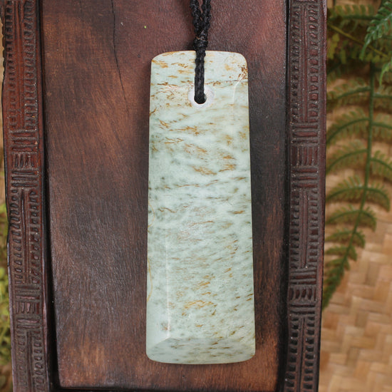 Toki or Adze Pendant carved from Kokopu Pounamu - NZ Greenstone