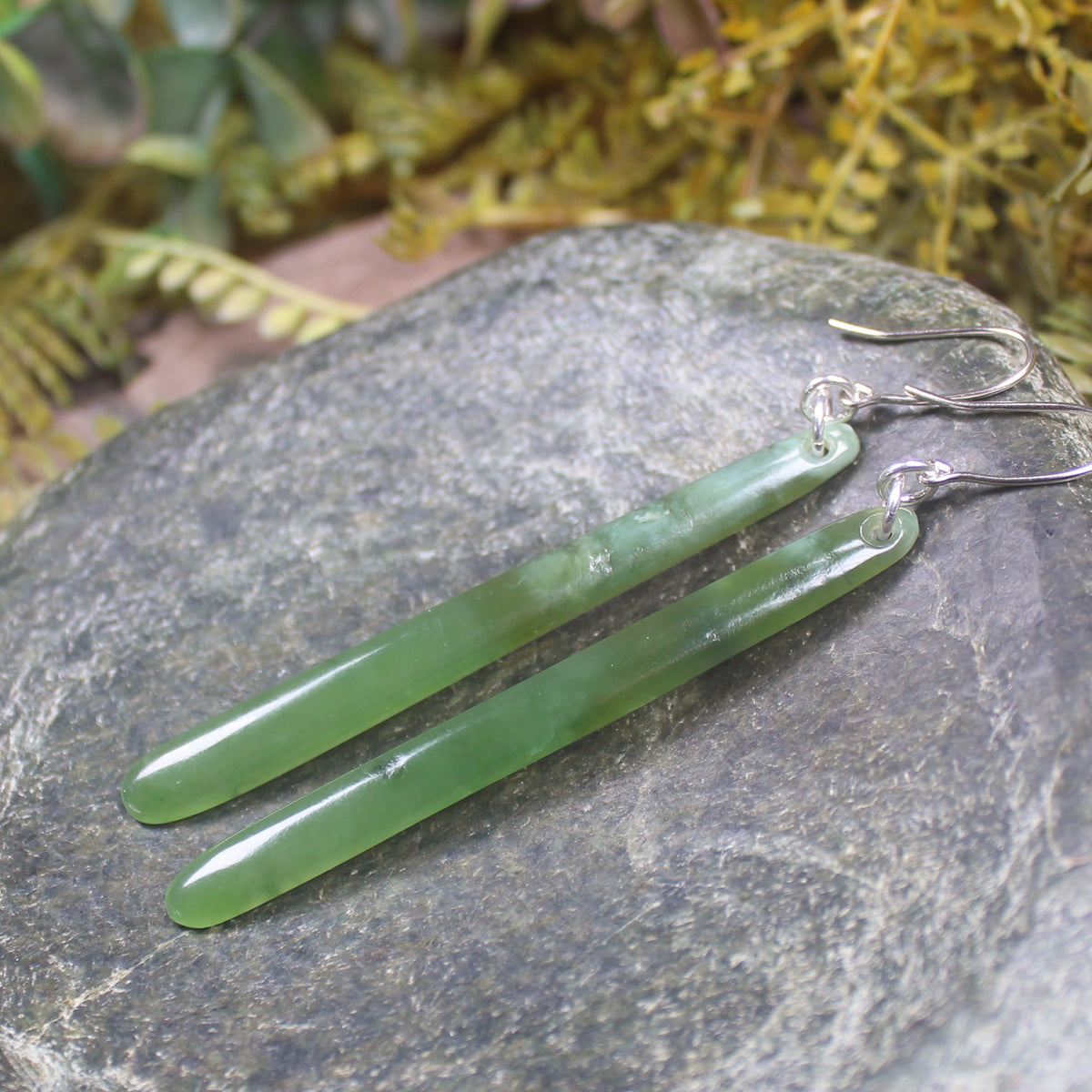 NZ Greenstone Roimata Earrings Hapopo Pounamu
