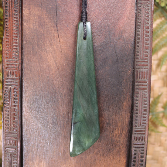 Toki or Adze Pendant carved from Tangiwai Pounamu - NZ Greenstone