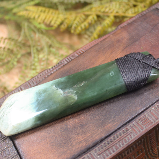 Kawakawa Pounamu Toki