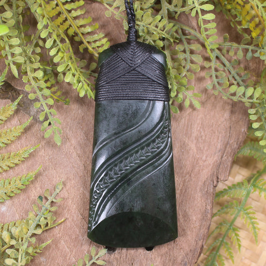 Kawakawa Pounamu Toki