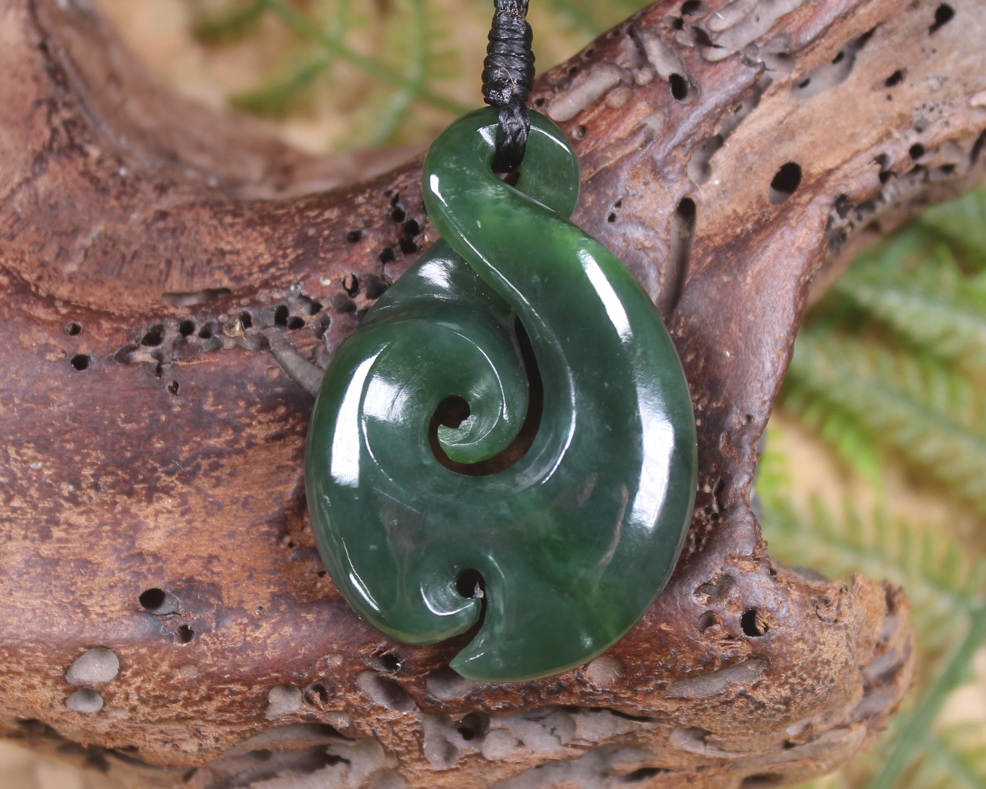 Koru Twist carved from Kawakawa Pounamu - NZ Greenstone