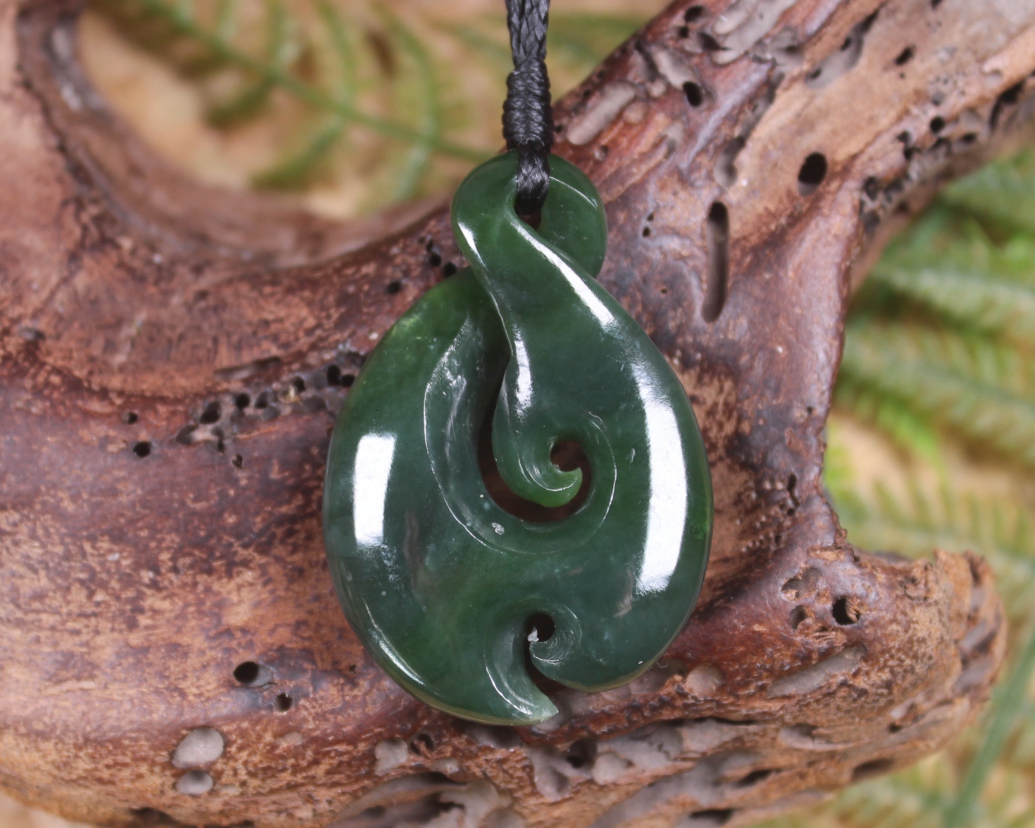 Koru Twist carved from Kawakawa Pounamu - NZ Greenstone