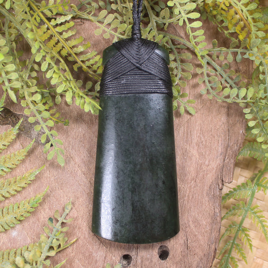 Kawakawa Pounamu Toki