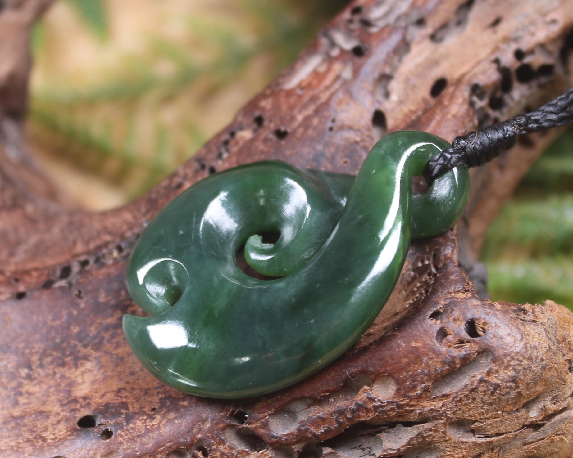 Koru Twist carved from Kawakawa Pounamu - NZ Greenstone
