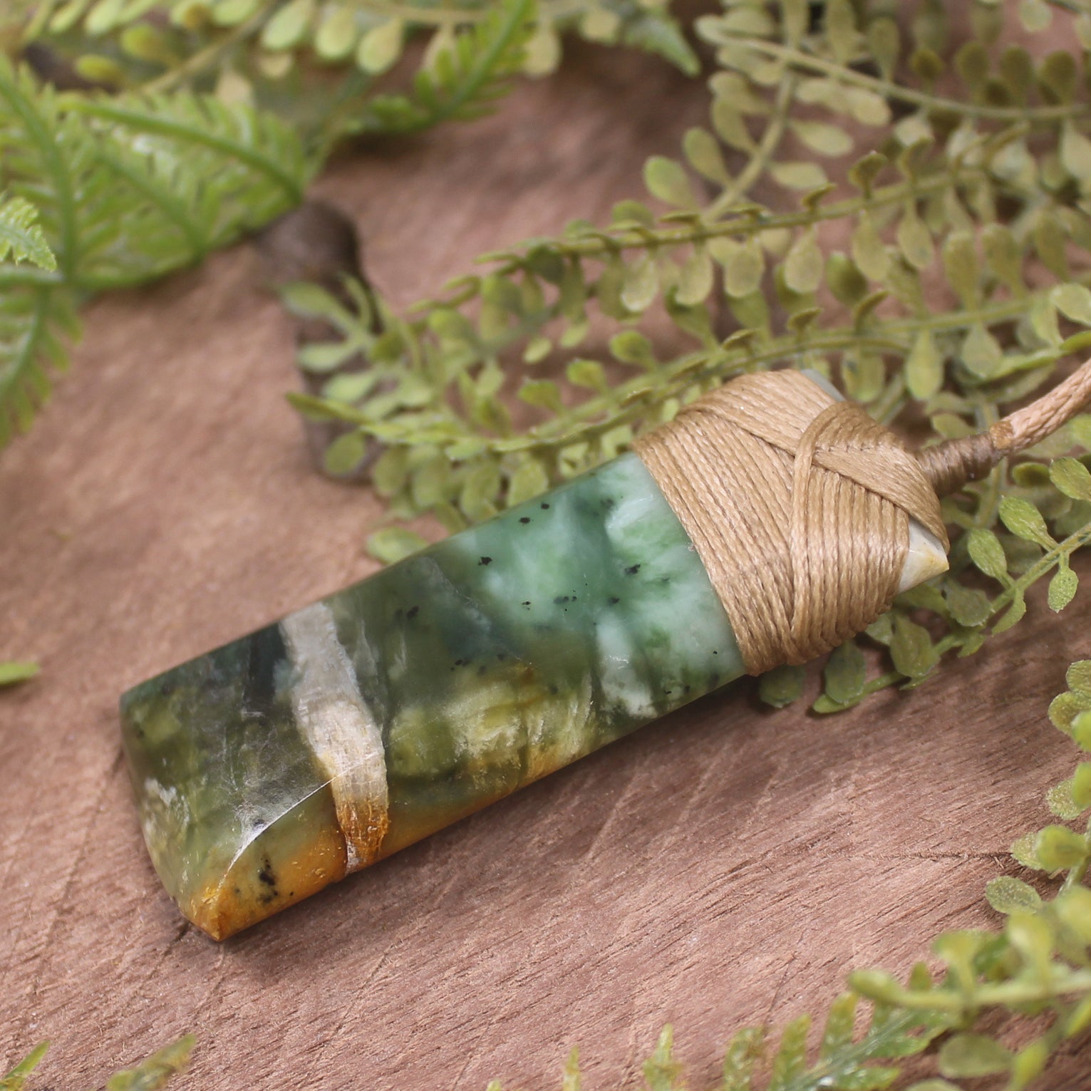 Flower Jade Pounamu Toki Pendant - NZ Greenstone
