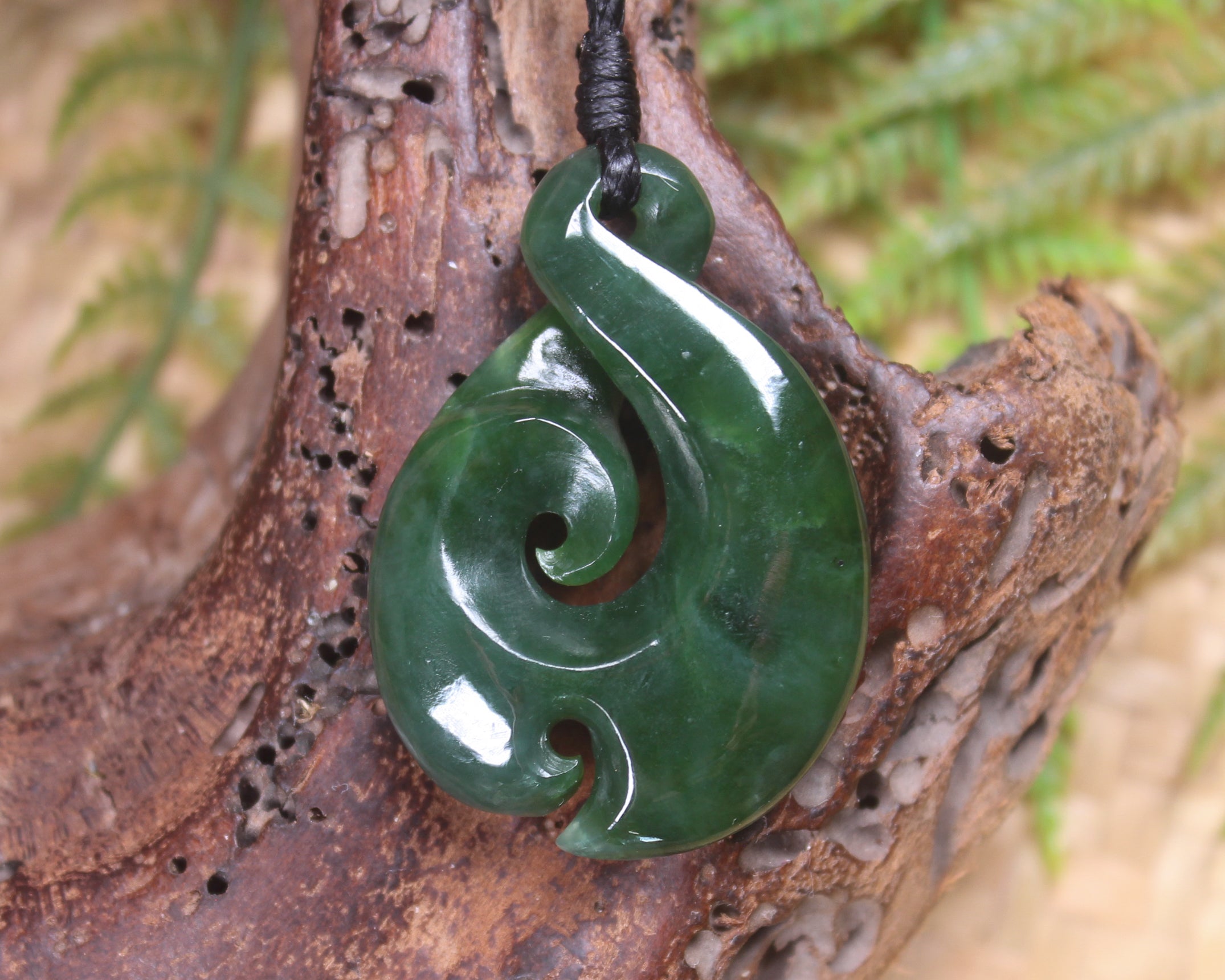 Koru Twist carved from Kawakawa Pounamu - NZ Greenstone