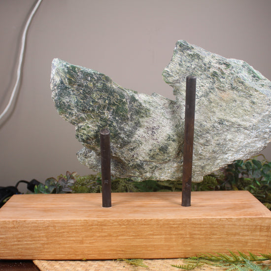 Pounamu Feather Sculpture
