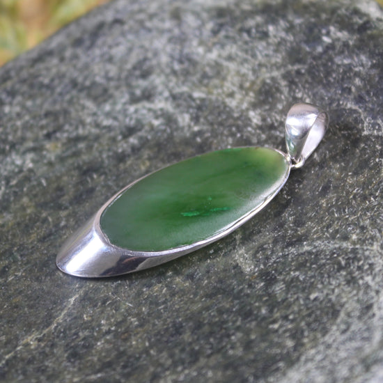 Hapopo Pounamu pendant set in Sterling Silver - NZ Greenstone